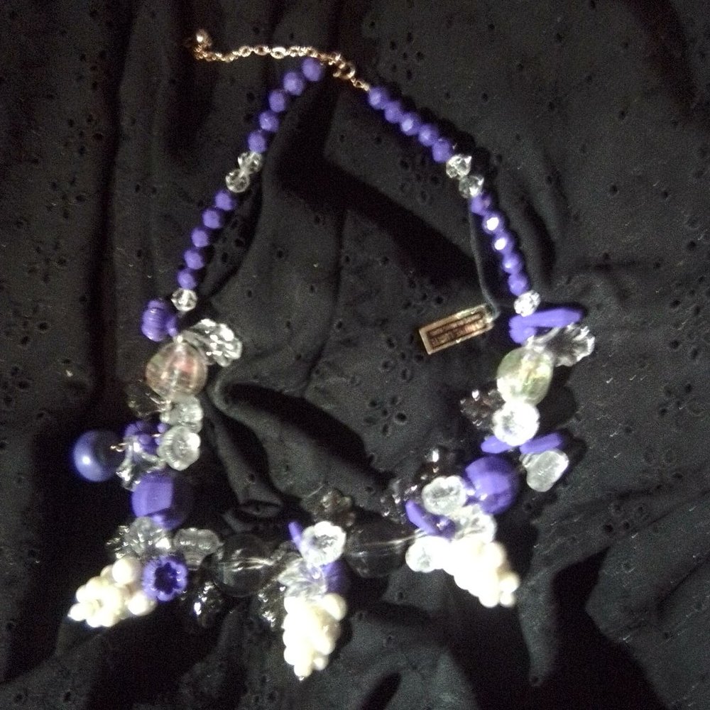 Lucite Purple Grapes Vintage Costume Jewelry Necklace